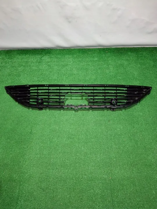 Rejilla de parachoques delantero Opel Corsa F image 2