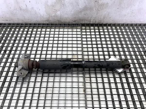 Amortecedor traseiro esquerdo OEM 55300-J7RB0 para Kia Ceed image 2