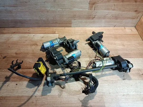 Motor do Assento Dianteiro OEM 0130002639 para BMW X5 E53/E83 image 2