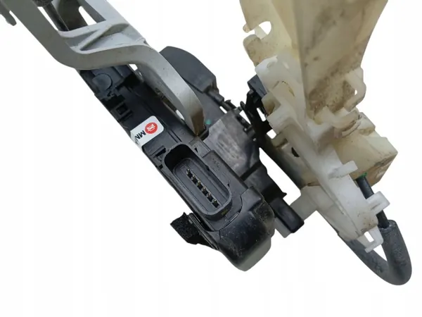 Serrure Porte Avant Droit Kia Sportage OEM 81320-3U010 image 3