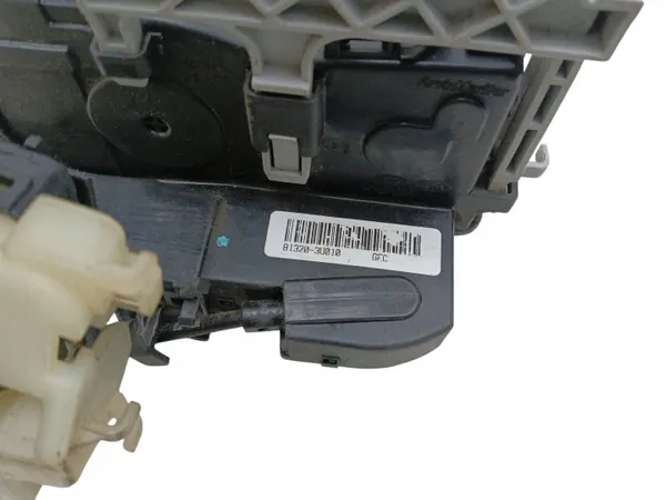 Serrure Porte Avant Droit Kia Sportage OEM 81320-3U010 image 6