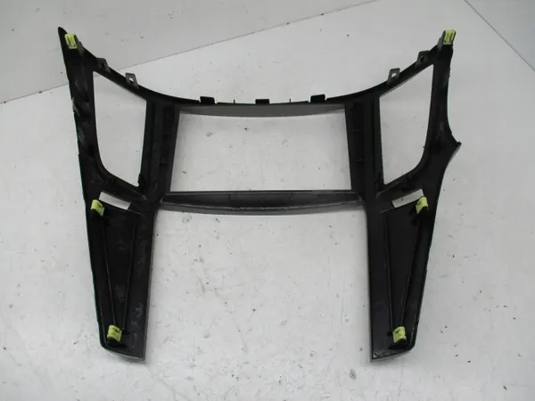 Garniture console radio Subaru Legacy 09-14 OEM image 4