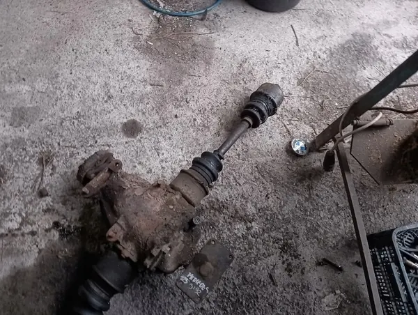 Différentiel Mercedes W123 3.92 image 3