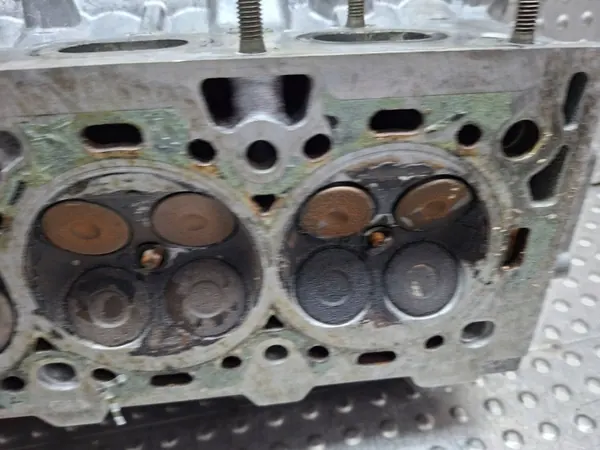 Culasse Moteur OEM S25062906 Opel 1.6 16V image 9