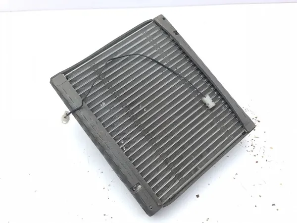 Citroen C-Crosser 2008 Radiateur Chauffage Climatisation OEM AMD184573 image 5