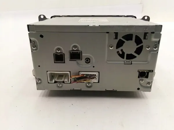 Mitsubishi Outlander 2014 OEM 8701A618 Panneau CD/DVD/GPS image 5