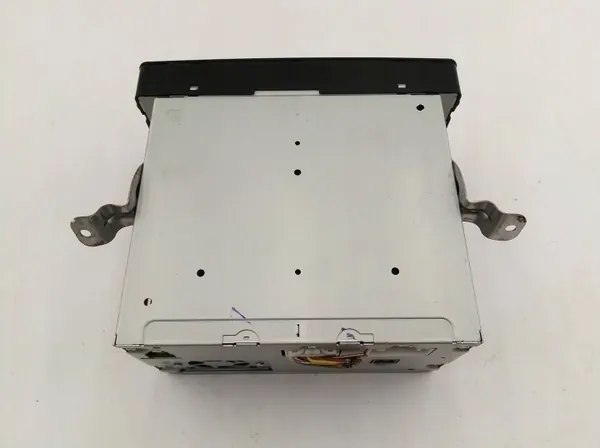 Mitsubishi Outlander 2014 OEM 8701A618 Panneau CD/DVD/GPS image 9