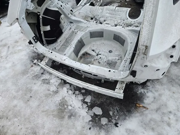 Cinta de chão OEM AUST123356 para Skoda Kamiq image 2