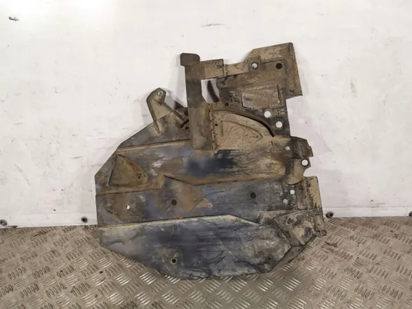 Subaru Forester SJ Unterbodenschutz OEM FBZ13014 image 2
