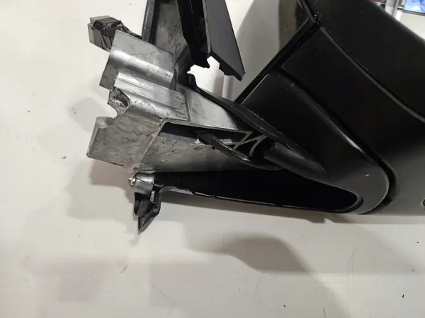 FORD RANGER 11- Miroir Droit 10 Broches Endommagé image 4