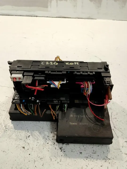 Zekeringkast Mercedes C-Klasse W203 SAM OEM 0225455532 image 3