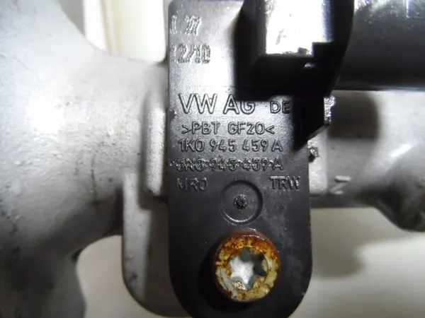 Rempomp VW Jetta 5C USA 1K1611301E image 4