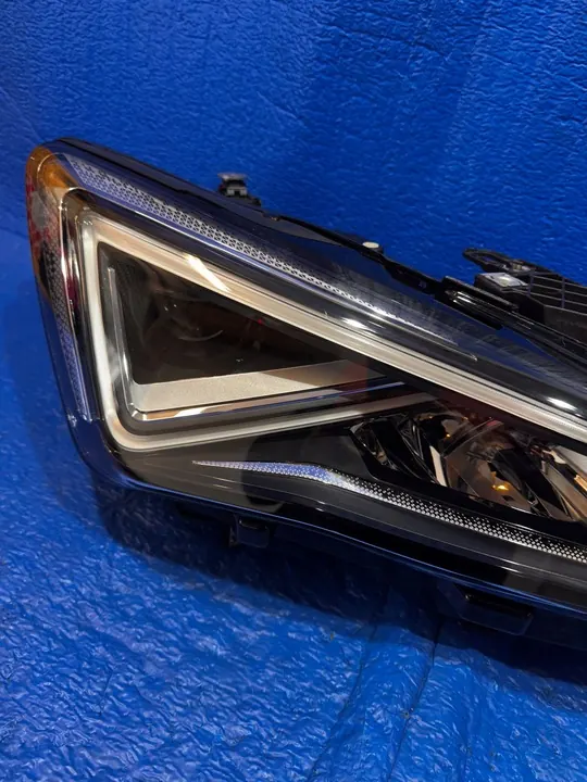 Lâmpada LED Seat Leon IV Direita 5FB 5FB941774 image 3