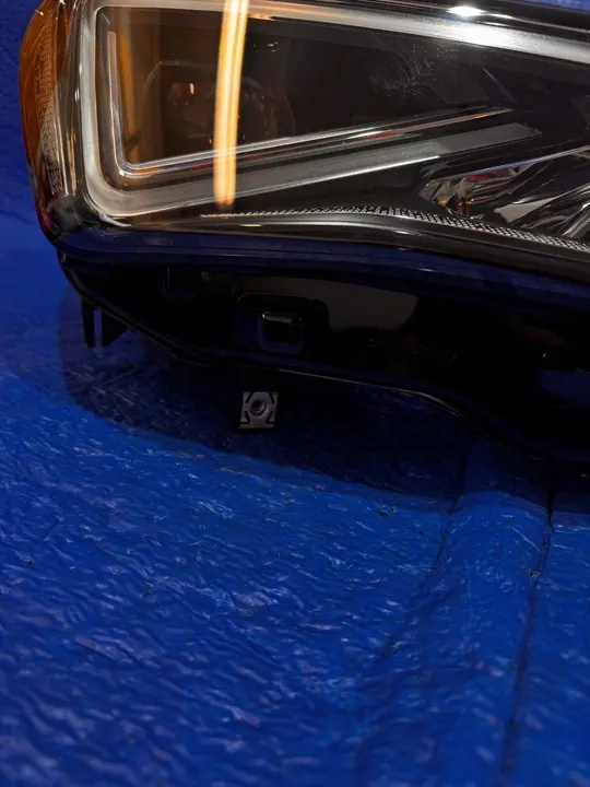 Lâmpada LED Seat Leon IV Direita 5FB 5FB941774 image 7