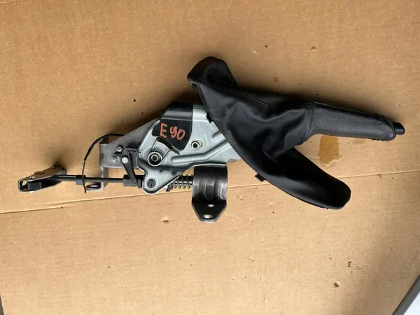 Handbremshebel OEM DŹWIGNIA HAMULCA RĘCZNEGO BMW E90 320 2004-2008 image 2