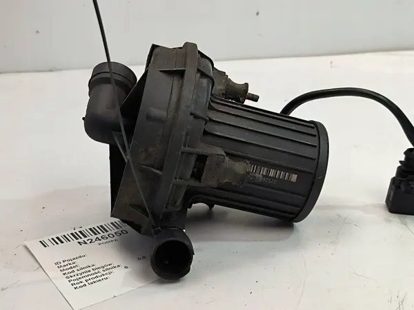Pompe à air secondaire d'occasion OEM 07C959253 VW Phaeton image 2