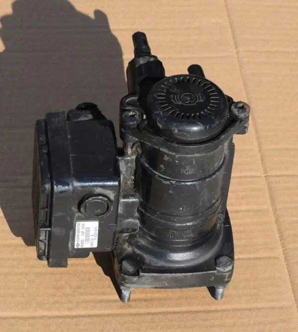 Modulador EBS OEM 81.52301-6213 para MAN TGS/TGX image 2