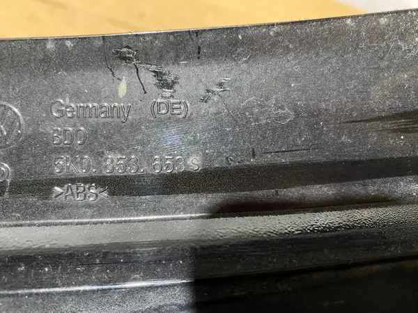 Grade de ventilação dianteira Volkswagen Transporter - Caravelle T6 OEM image 2