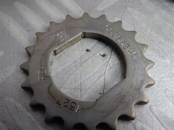 Roda dentada Opel OEM 93169178 - Peça original usada image 4