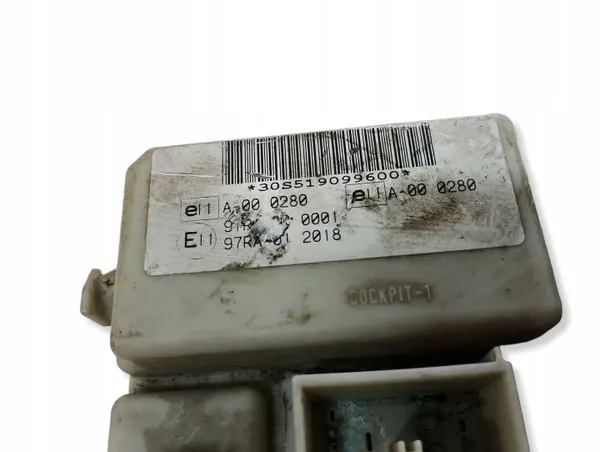 Sulakekaappi OEM 4M5T14A073CG Ford Focus MK2 1.6 image 5
