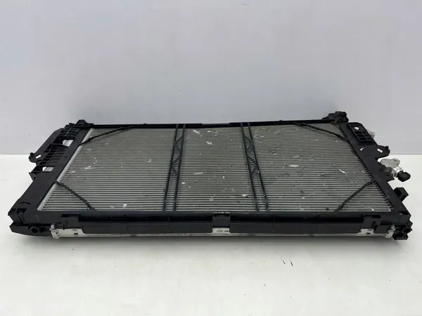 V60 S60 S90 V90 XC60 XC90 2.0 T4 Radiador de agua OEM image 8