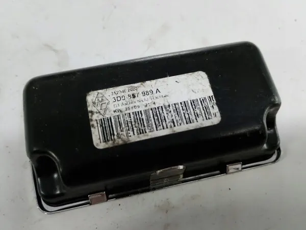 VW Phaeton Handskfack OEM 3D0857989A image 4