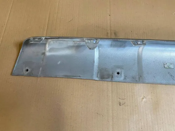 Peugeot 2008 II stötfångarens nederdel OEM 9815461977 image 4