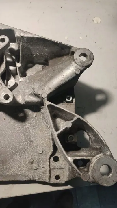 Audi Q5 vaihteiston tuki OEM 80A399262AP image 4