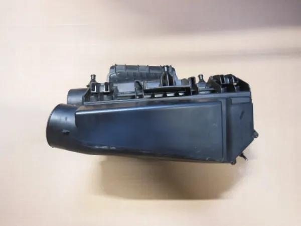 Ilmansuodattimen kotelo Mercedes SLK R172 1.8 A271090161 image 2