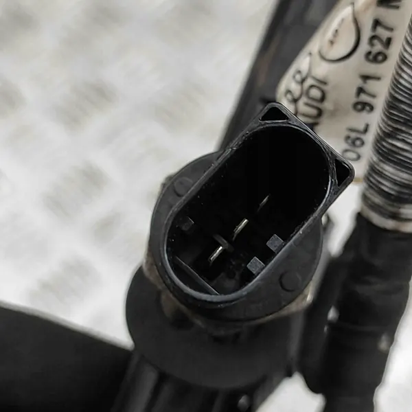 Rampe de carburant VW POLO 2.0L 147kw image 6