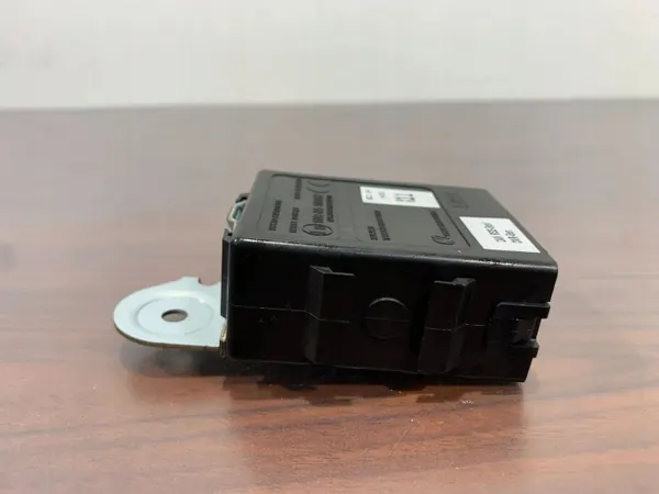Controladores Subaru OE CWTD1G141 para Outback (BT) 2021 image 5