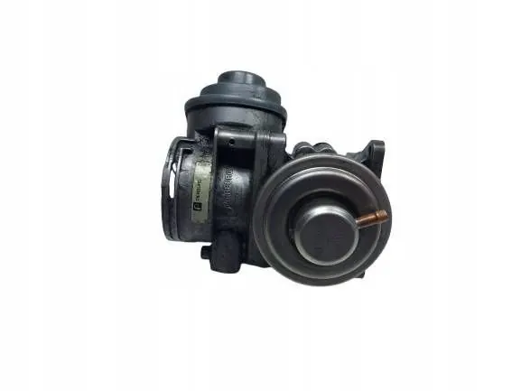 Corps de papillon OEM 038128063M pour VW Touran 1.9/2.0 TDI image 2