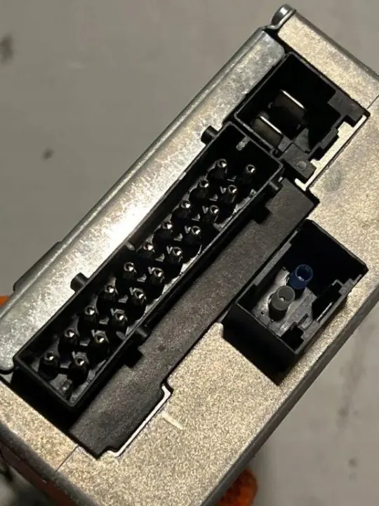OEM 9277177 Versterker voor BMW 5 F10 F11 image 4
