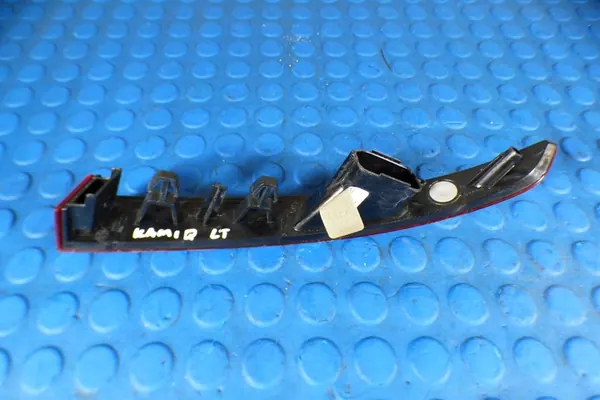 Lámpara reflectante LED trasera izquierda Skoda Kamiq image 5