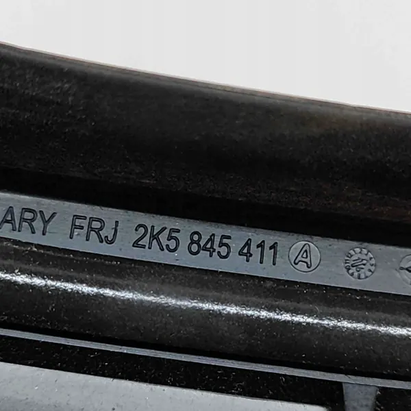 Gebruikt VW Linker Voorruit OEM 2K5845411A voor Caddy IV image 5