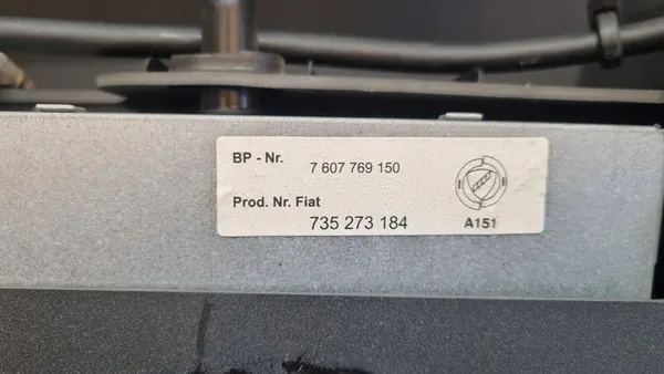 CD-Wechsler Ablage Fiat Croma II BLAUPUNKT image 4