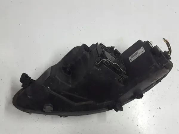 Faro delantero derecho SEAT LEON 2 OEM TOC50471 image 5