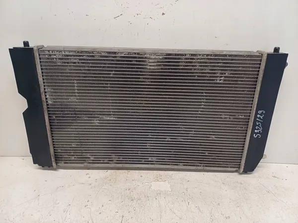 TOYOTA AVENSIS 2 II 03- Radiador de agua 64647A image 2