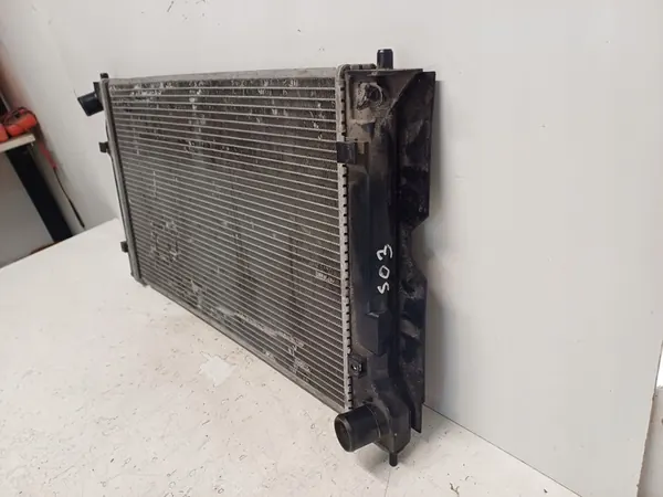 TOYOTA AVENSIS 2 II 03- Radiador de agua 64647A image 7