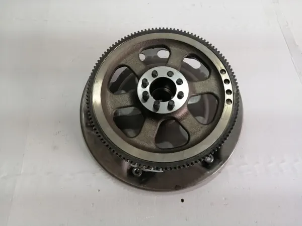Volant moteur OEM 670053053 pour Alfa Romeo Stelvio 2.9QV image 4