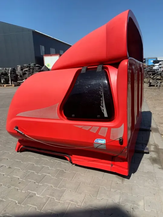 Cabina dormitório usada OEM KURNIK SYPIALNIA Renault image 6