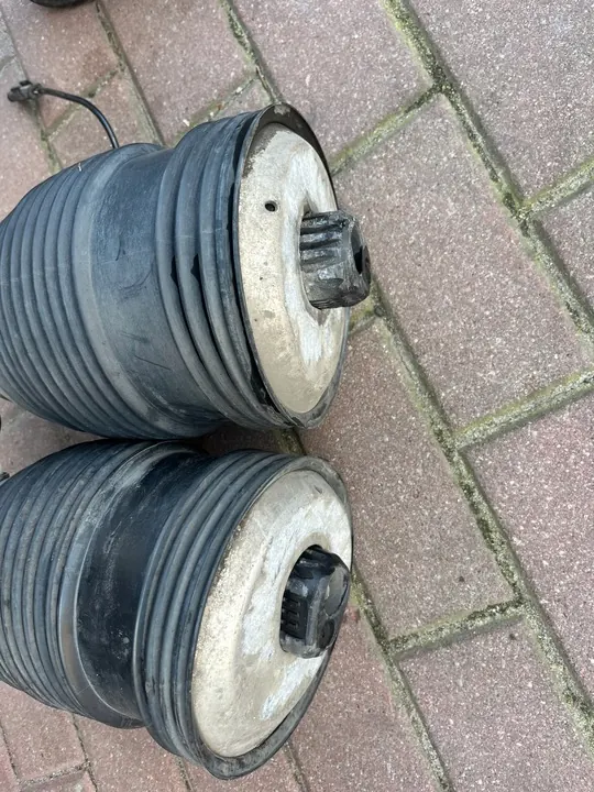 MERCEDES W213 W253 X253 AMG AIR SUSPENSION BAG RIGHT REAR A2133280100 image 5