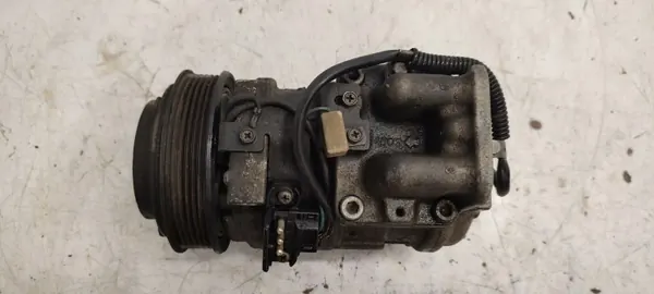 Compressor AC OEM 0002340211 para Mercedes W124 M111 image 2