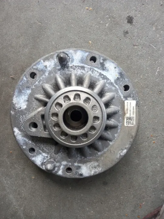 BMW OE 31306884182 Stoßdämpferhalterung Vorne - Gebraucht image 2