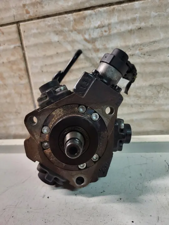 Kia 33100-2A400 Brandstofpomp image 3