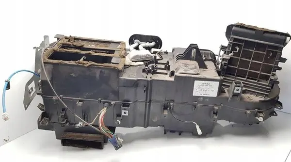 Radiateur de chauffage Mercedes-Benz OEM A1638301762 ML W163 image 5