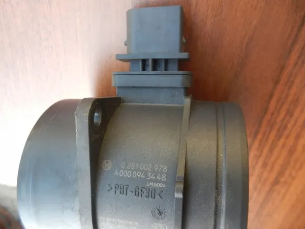 Luchtmassameter MERCEDES SPRINTER 906 3.0CDi image 2