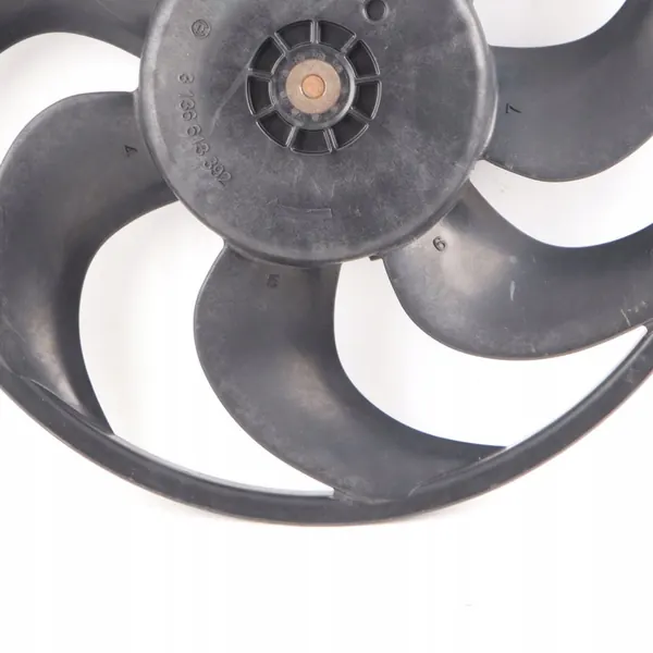 Mercedes Ventilatorafdekking 639 A6395001093 image 6