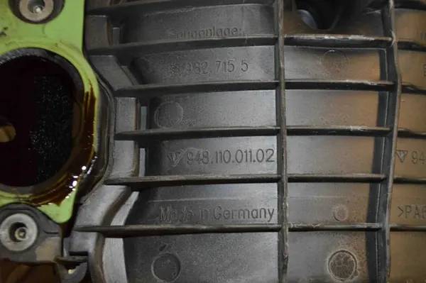 Porsche OE Insugningsgrenrör OEM 94811001102 Begagnad image 6