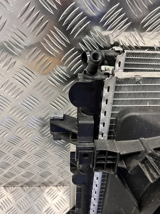 Radiador completo Renault Master III 2.3 DCI RWD OEM image 6